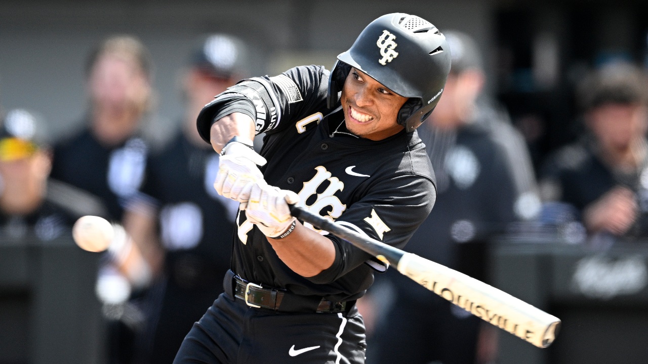 DeAmez Ross helps lead UCF back to NCAA Tournament, leans on ‘my love for the Lord’