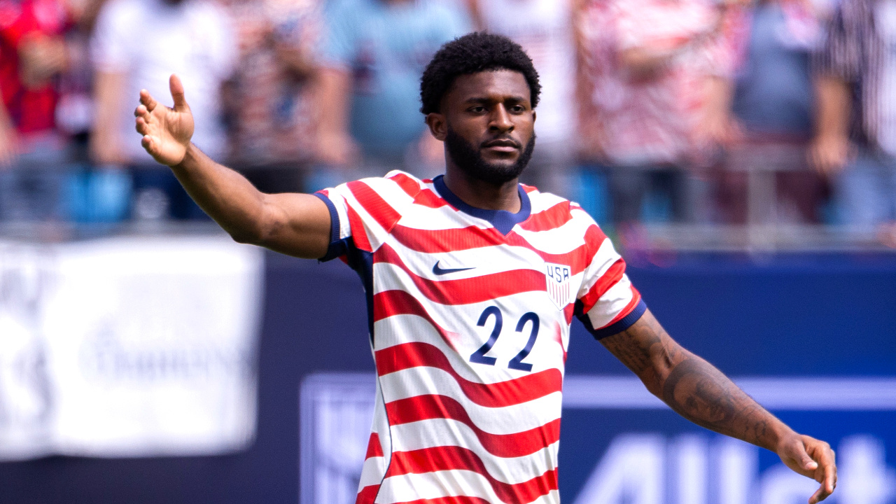 Defender Mark McKenzie becoming faith leader for USMNT during World Cup run