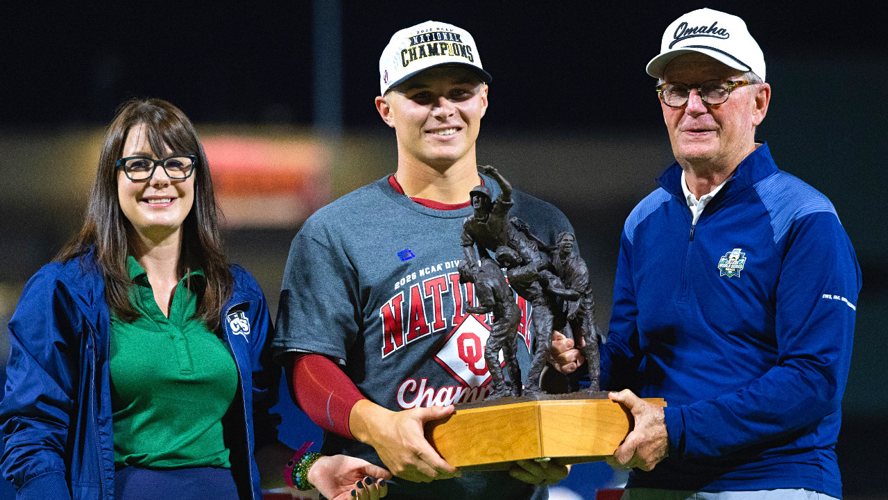 Star Jaxon Willits powers Oklahoma to CWS title: ‘I gotta give all glory to God’